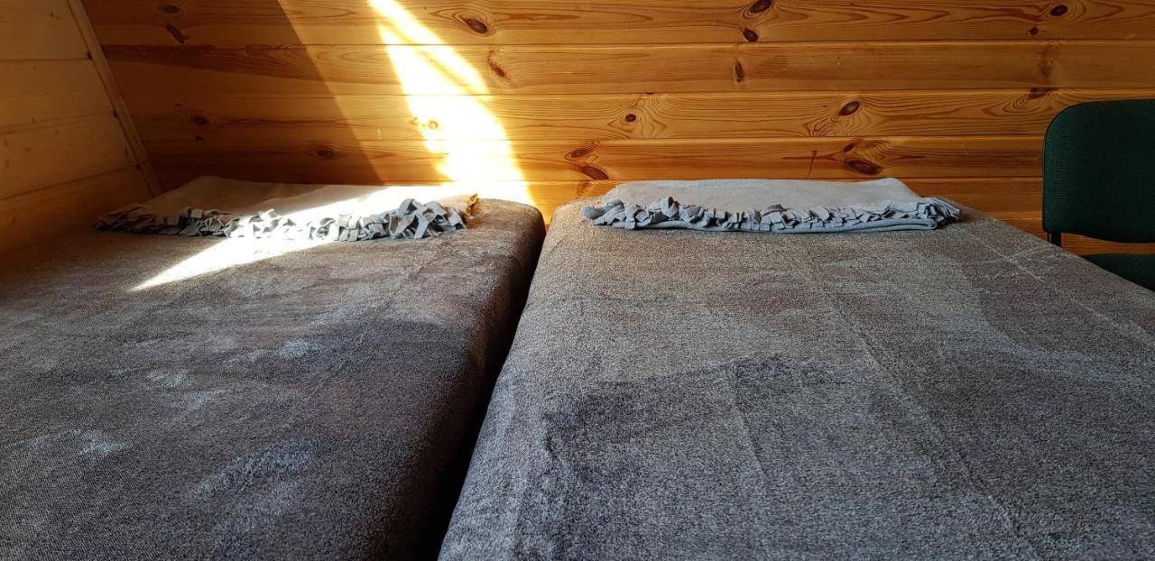 Auberge de jeunesse Bacowka Pttk Jaworzec à Wetlina Extérieur photo