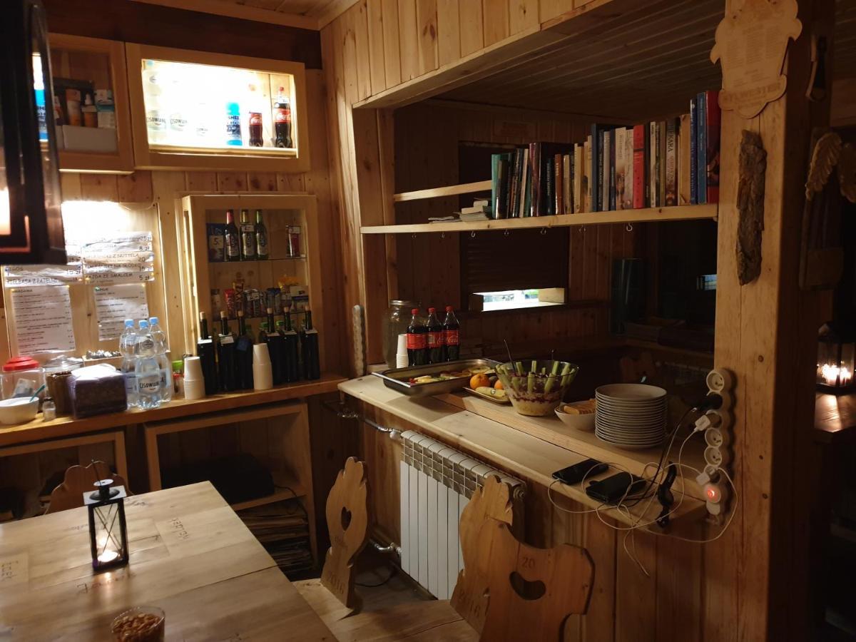 Auberge de jeunesse Bacowka Pttk Jaworzec à Wetlina Extérieur photo