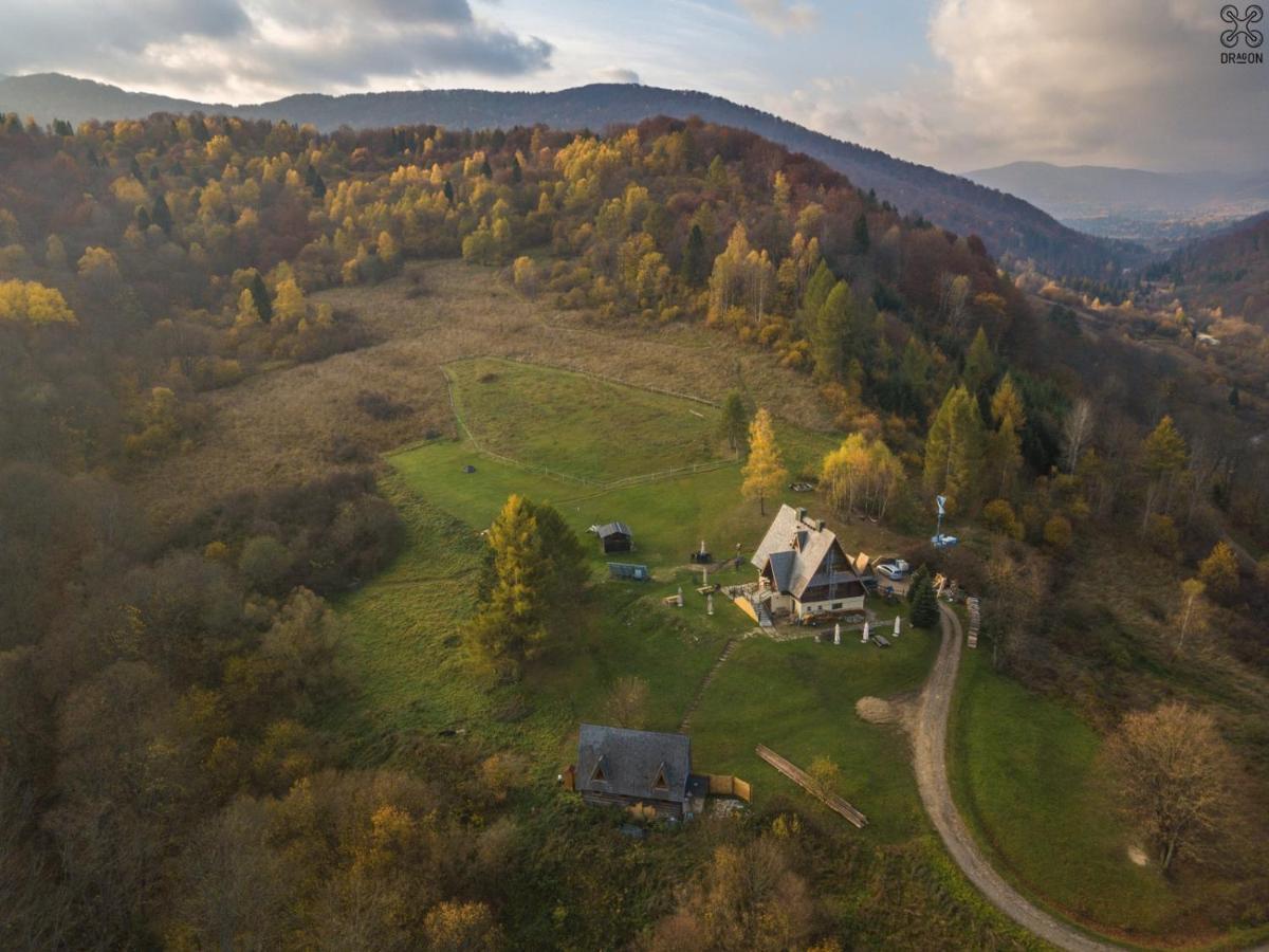 Auberge de jeunesse Bacowka Pttk Jaworzec à Wetlina Extérieur photo