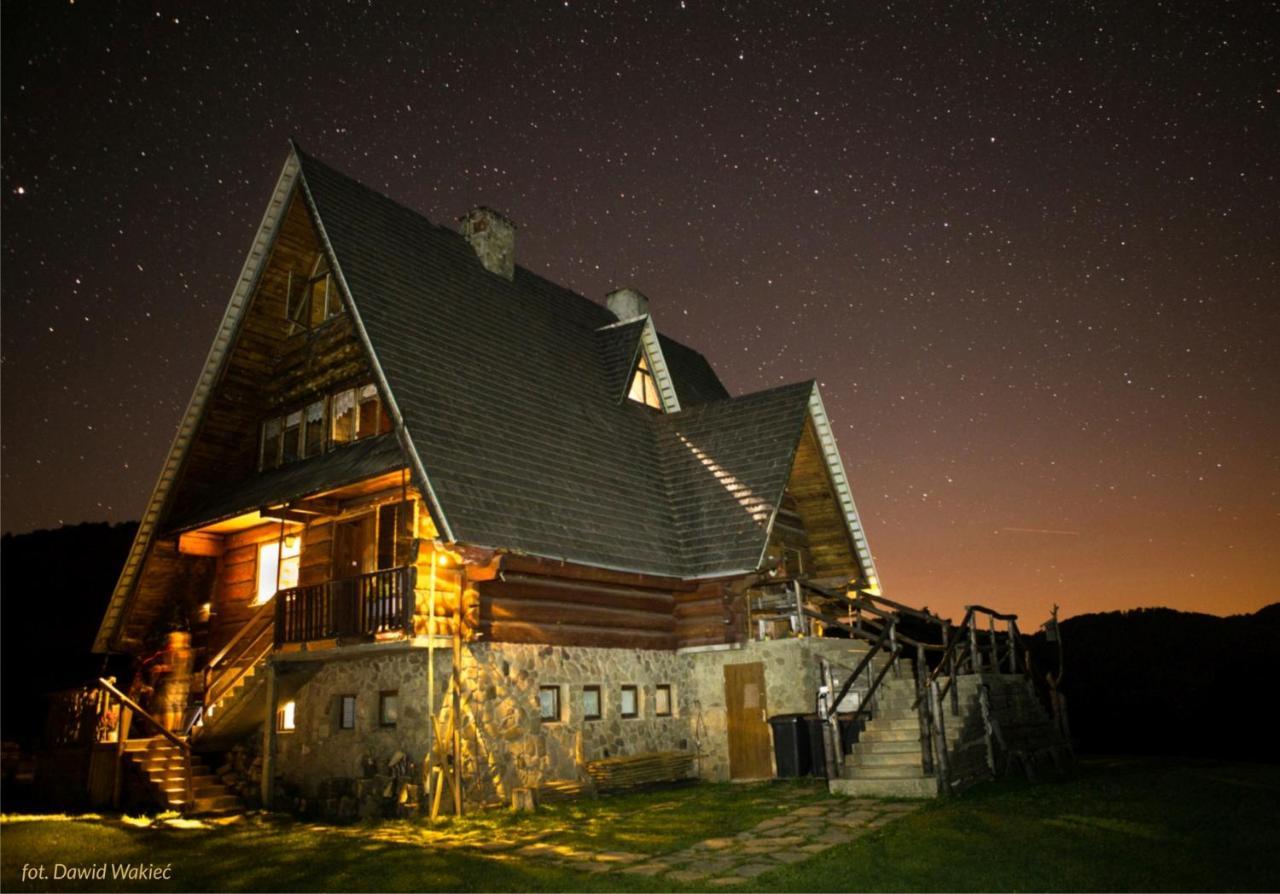 Auberge de jeunesse Bacowka Pttk Jaworzec à Wetlina Extérieur photo