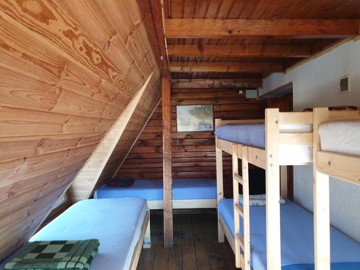 Auberge de jeunesse Bacowka Pttk Jaworzec à Wetlina Extérieur photo