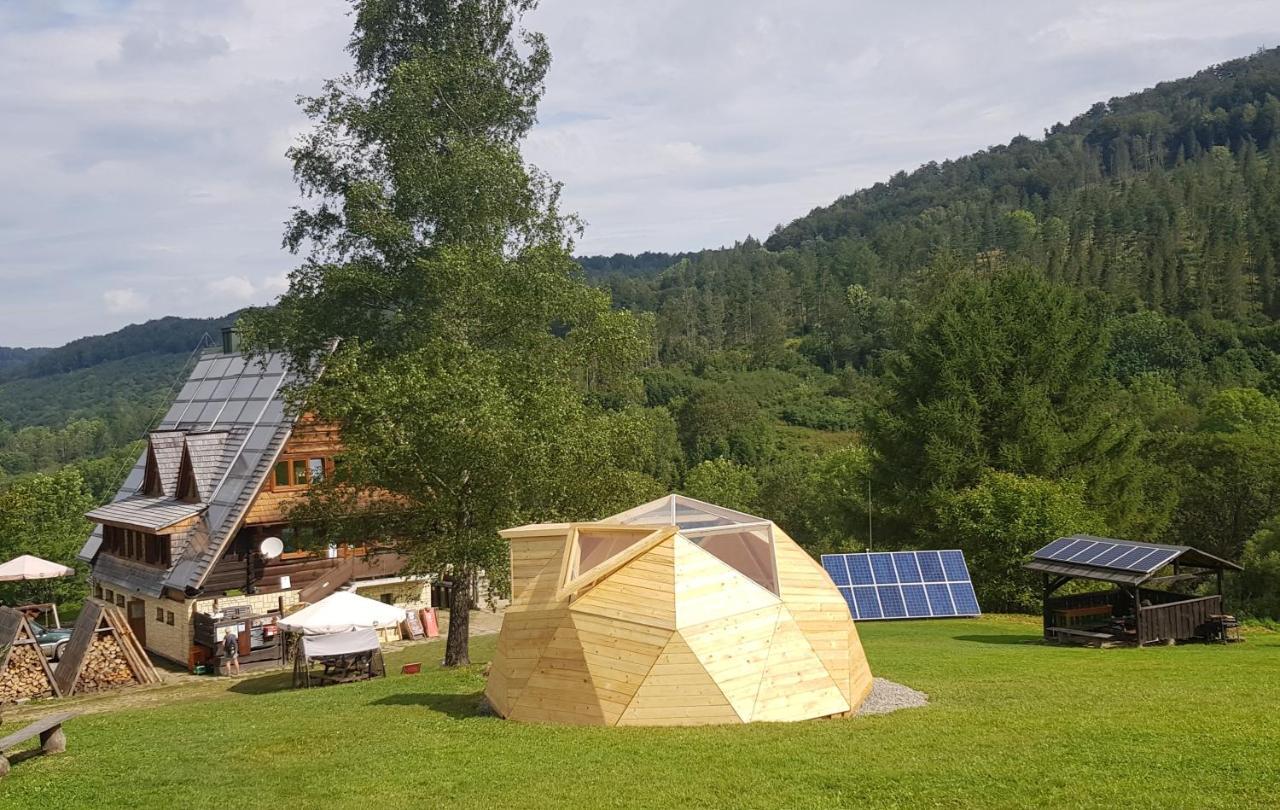 Auberge de jeunesse Bacowka Pttk Jaworzec à Wetlina Extérieur photo